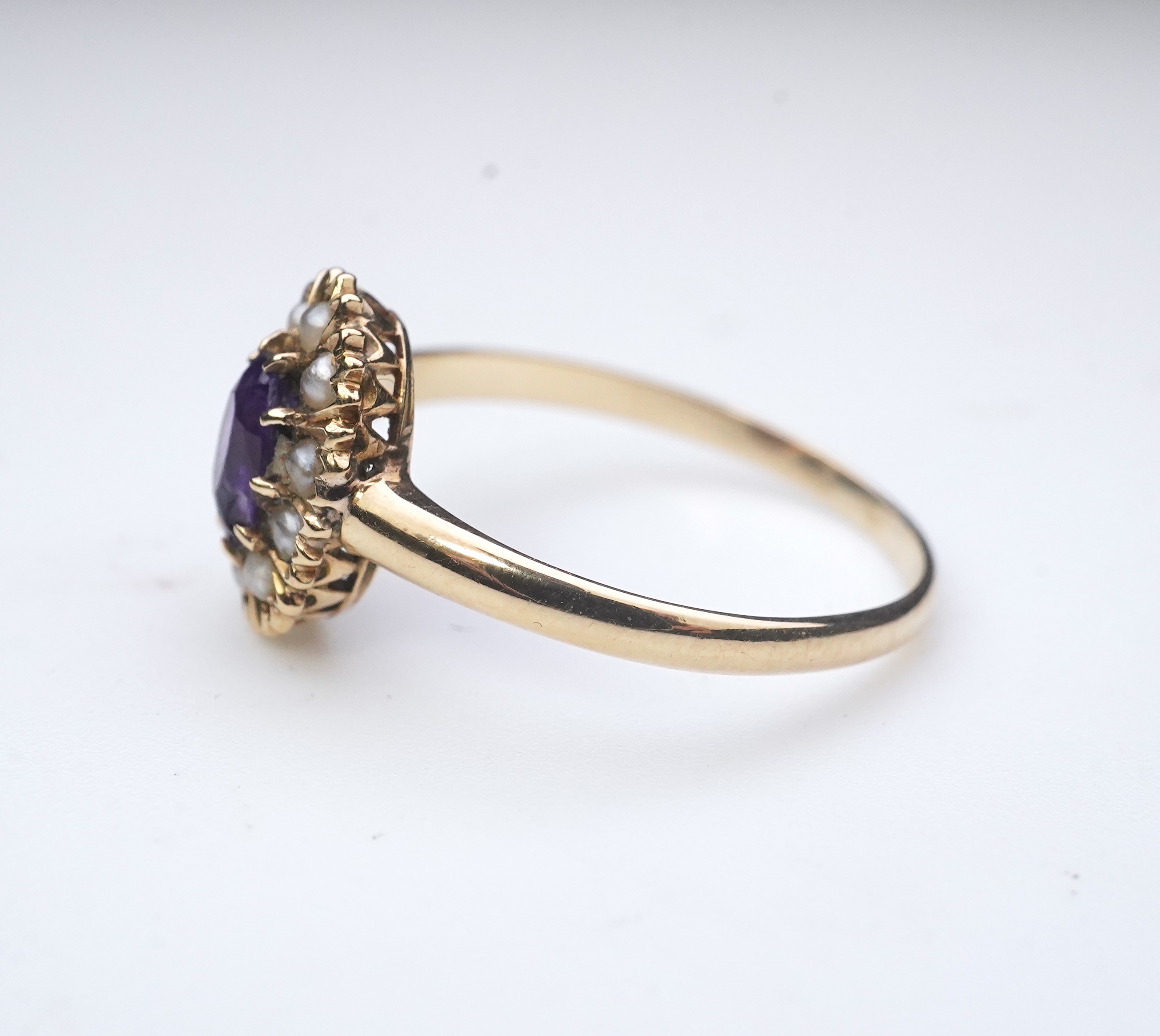 An Edwardian amethyst and seed pearl ring, early 20th century